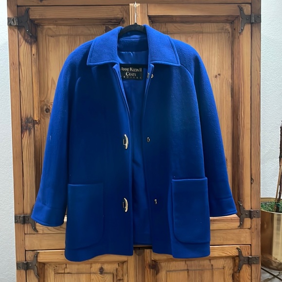Anne Klein Jackets & Blazers - Vintage Pristine Condition 100% Wool Anne Klein ll Coat Petites